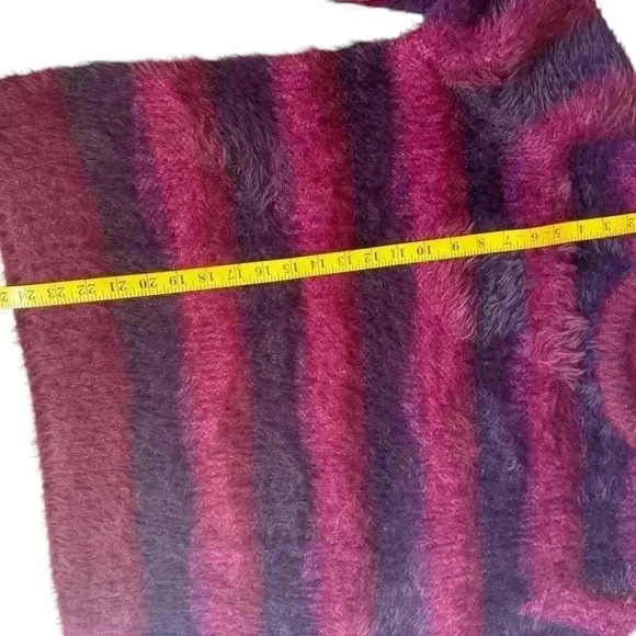 Savage crewneck fuzzy texture long sleeve sweater l. - Picture 12 of 16